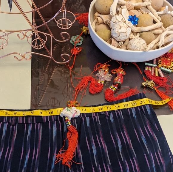 Shorts - Picture 8 of 9